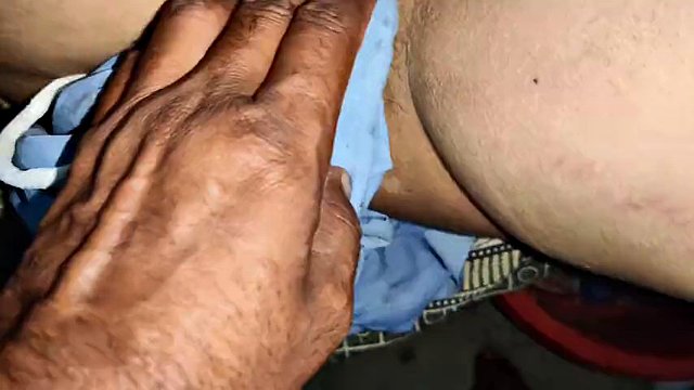 Dost ki biwi ko zabardast chada with hairy pussy