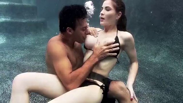 Molly Jane gets jerked off underwater