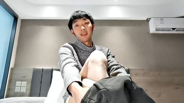guy cum Masturbation cute cute young China Cam in a brothel