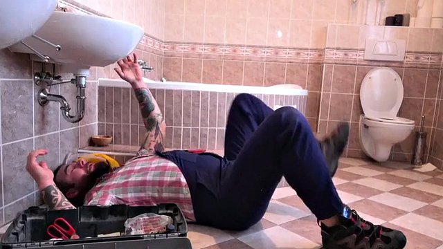 Canela Skin, Foxy Sanie The Return Of Fake Handyman