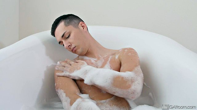 Gay-Valentine-Hookup
