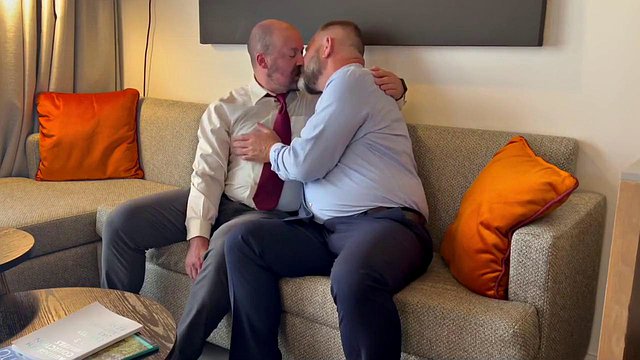 Seattle Stepdad's Lunch Anal Creampie