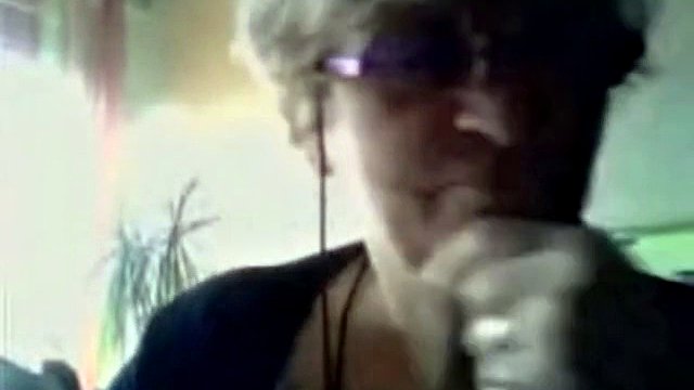 Abuela en una corona