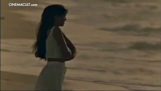 nude celebrities - underwater scenes