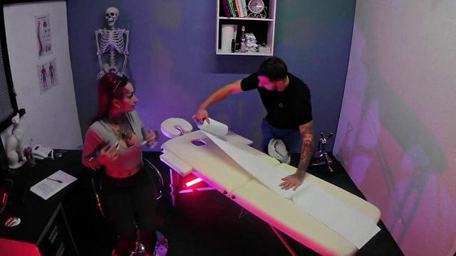 British Thatbosslass Tantric Yoni Massage