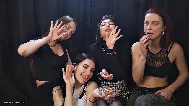 Russian girls like to smoke and play