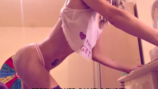 camgirl cameltoe