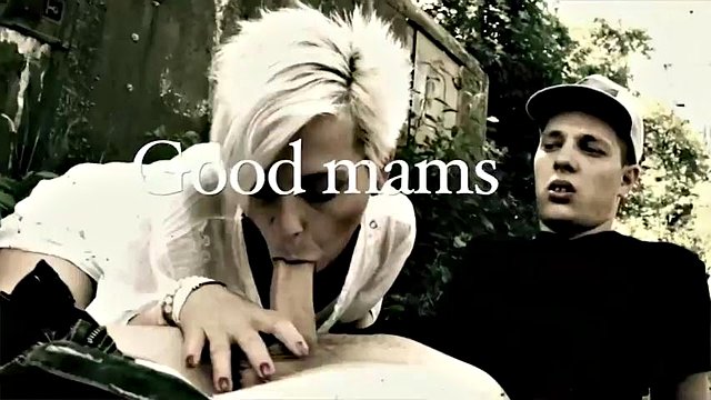 Perfect granny shows us everything: Big Tits, Teen & Big Ass Porn