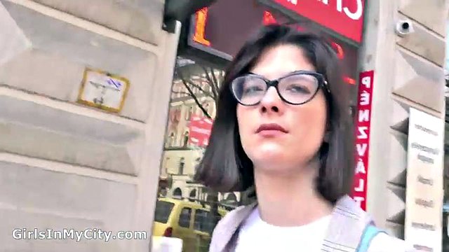 College Teen Sara Talk to Deep Anal Casting: Blowjob, Babe & Hardcore Porn