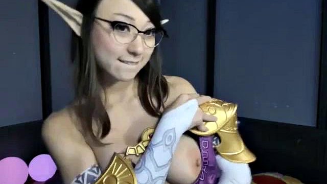 Zelda Cosplay: Büyük Göğüsler, Oral Seks ve Kamera Pornosu