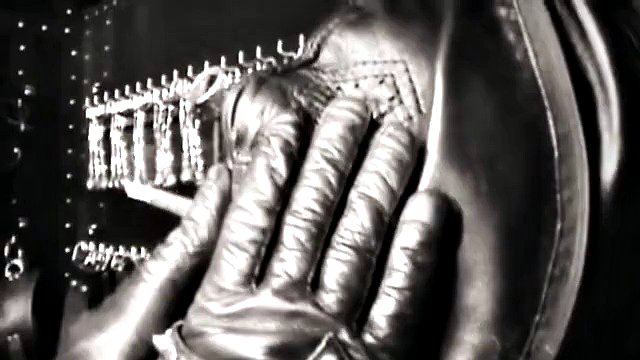 The Leather Domina - Leather Fetish - Total Leather Bondage