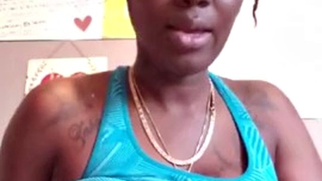 Dreadlocked Ebony reviews the breast pump