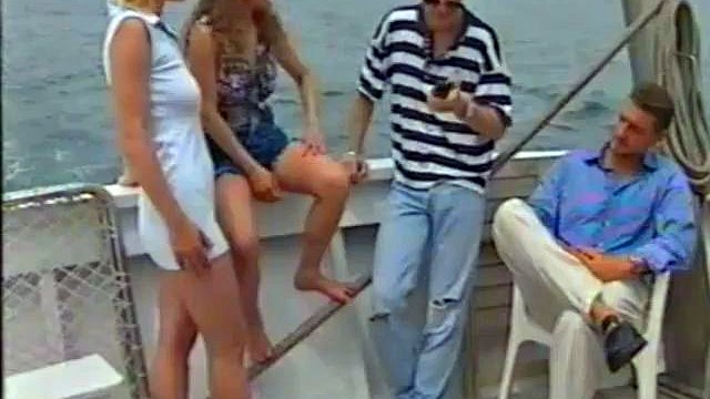Raffaela Anderson & Fanny Gareau - Dangerous Zone (1996): Blowjob, Babe & Groupsex Porn