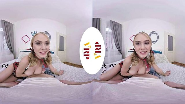 Blonde VR: porno z obciąganiem, na pieska i na jeźdźca