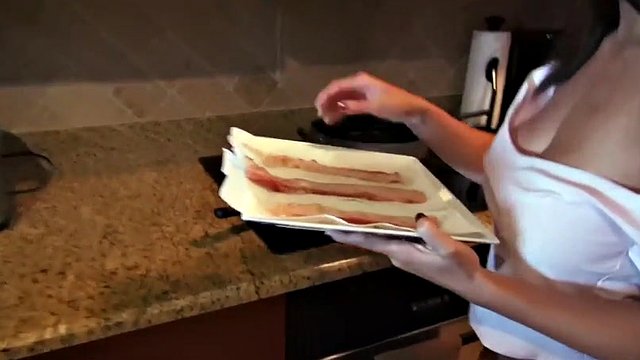 shae summers - horny enough to make homemade porn