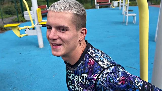 Oliver Strelly Creampies Young Ben Huller's Ass After Bush Bareback