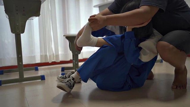 chinese tickle in white socks