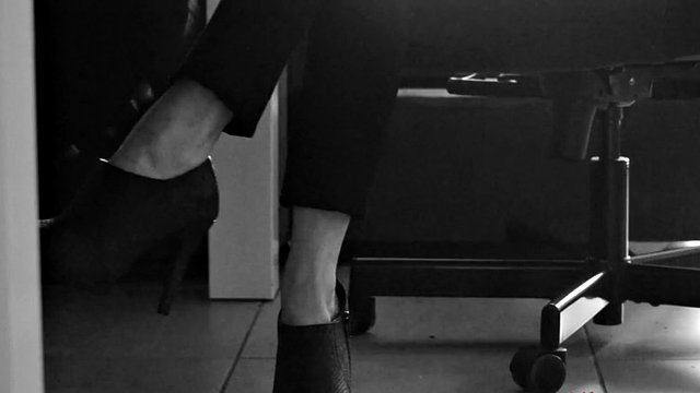 femdom shoes worship pov (mistress kym personal story)