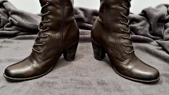 Here I fuck and squirt horny all over my wife's very exclusive brown leather lace-up high boots.