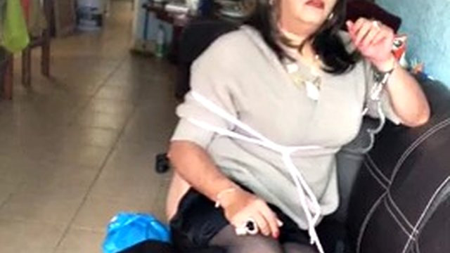 Crossdresses de auto-escravidão