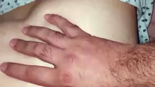 Üvey oğul kahrolası onun üvey anne içinde yatak ile büyük bir horoz