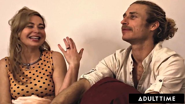 Big Tits Blonde Siouxsie Q and Hung Stud Michael Vegas Spill All Before Pounding Hardcore in Steamy Bedroom F