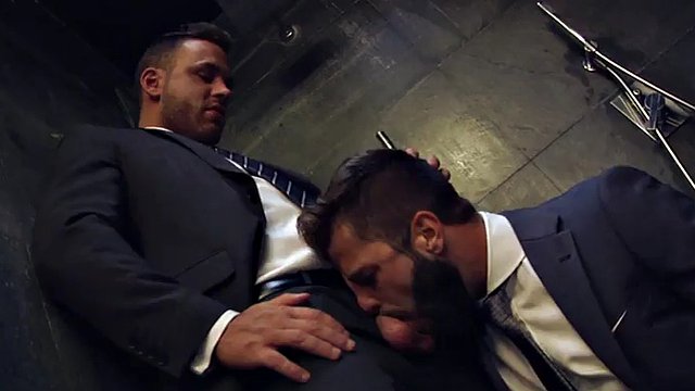 svalový gay anální sex a obličej