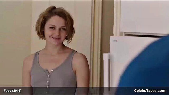 Luise Heyer bush topless and lots of sex including explicit blowjob