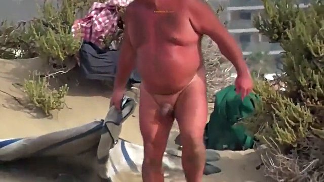 Biggest Old Man Alive (Uncut) Dad