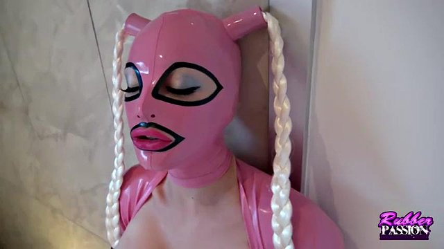 Affaire de salle de bain : pipe, hardcore et porno Xnxx