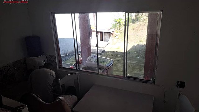 Cuckold with hearing problems washes the dishes while his wife has sex with a black guy in secret