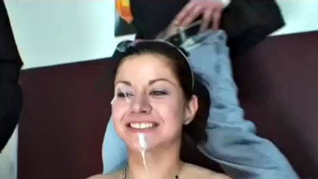 The waitress loves to eat cum