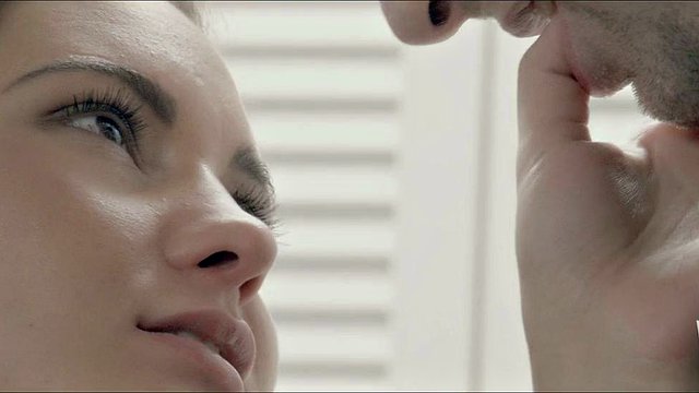 Brunette Teen Naomi Bennet Delivers Epic Close-Up Blowjob That Exceeds Her Wildest Expectations