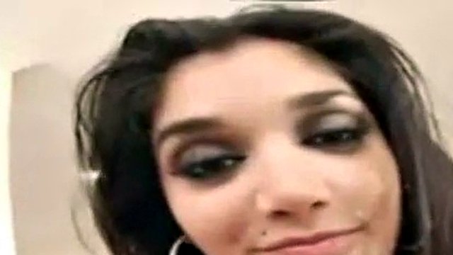 Leah Jaye latina beauty