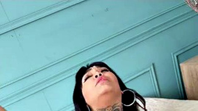 Amorazz Latina Huge Tits