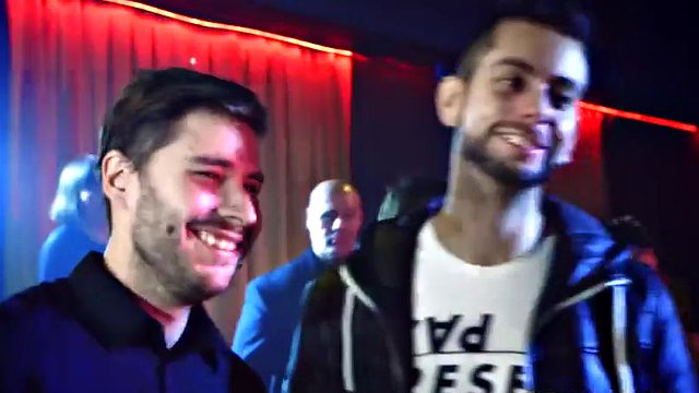 Smoking hot blonde babe can not stop to eat his big dong
