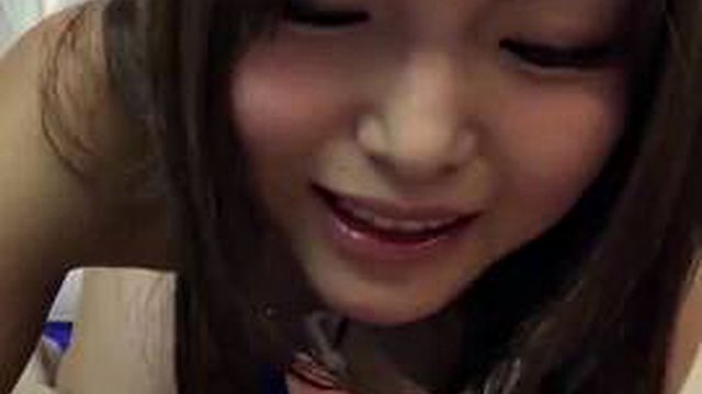 [No] Vertical Video 045 ~ Veteran actresses' dry humping is almost like a raw insertion ~ Part 1
