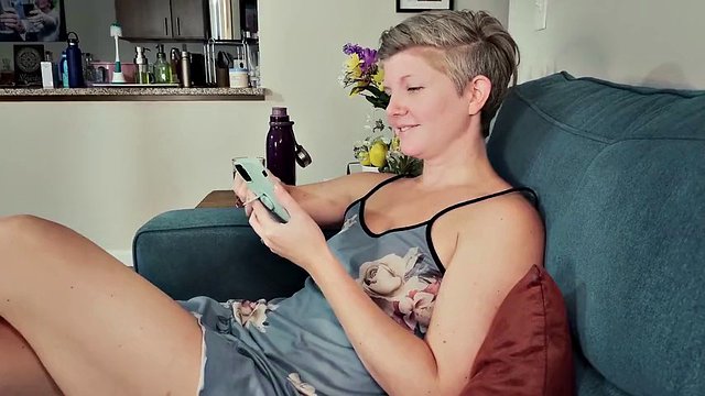 Můj manžel mě povzbuzuje, abych otěhotněla se svým bývalým