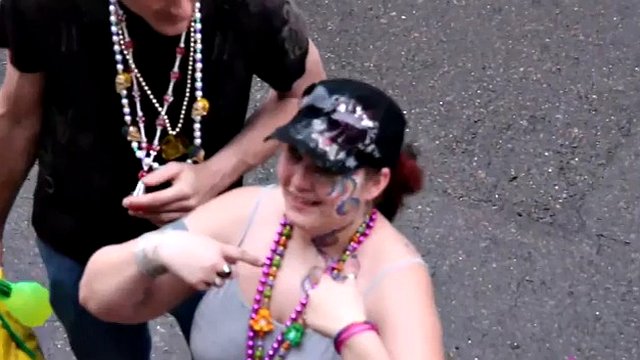 coed flashers invade mardi gras