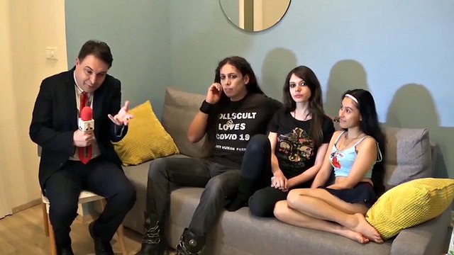 Extreme public nudity in Prague! (Interviewed by Andrea Diprè)