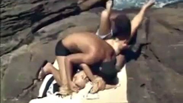fantasy napadeno na pláži: Doggy, Cowgirl & Hardcore Porn