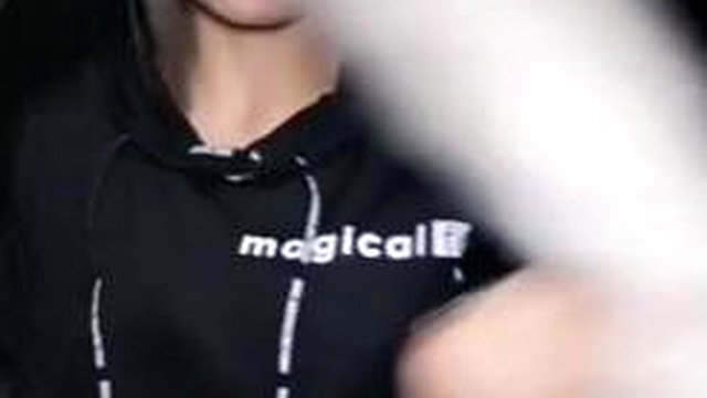 Chinese Couple Streaming Sex in Car