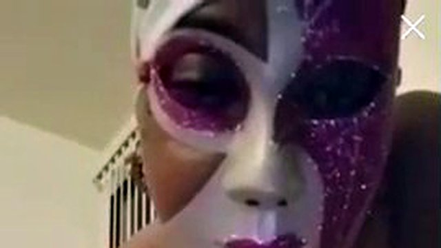 freak hoes: the mask *periscope*