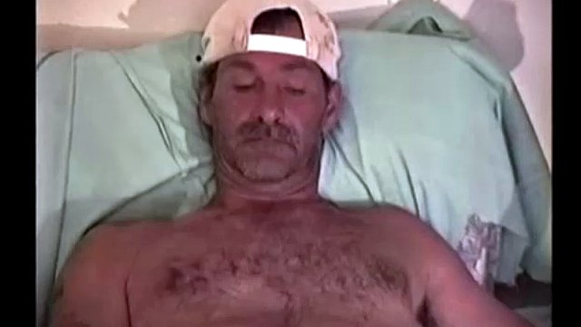 Unfortunately Eddie fails in this shoot. I've known him forever and I know that he really loves to fuck. In fact, he needs a dick or a dildo in his ass to cum.