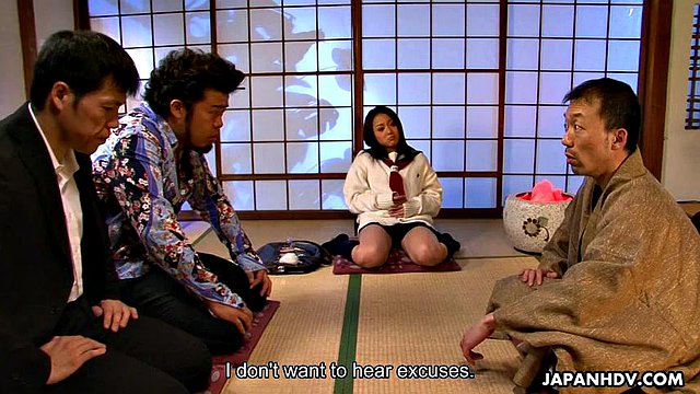 Rui Natsukawa shows her dirty side on floor