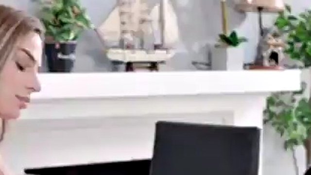 Darcie Dolce y Sydney Cole lesbianas - Darcie Dolce, besos