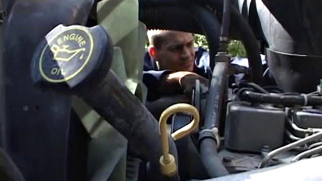 Azjatycka nastoletnia dziwka i kierowca autobusu