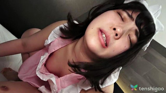 Naughty maid, Ryo Izumi is fucking a handsome client