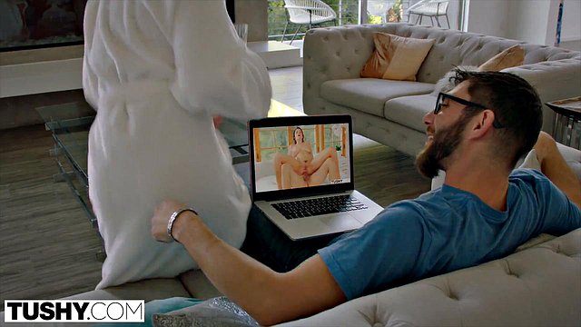 Threesome: Logan Long and Mick Blue Slam Karla Kush's Asshole Turns