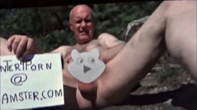 Ulf Larsen flashing, wanking & watching porn